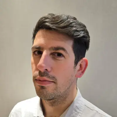 Augusto F.